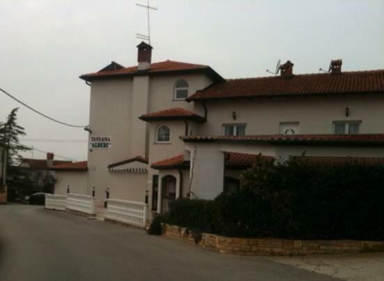 Apartment Katarina Crveni Vrh Exterior photo